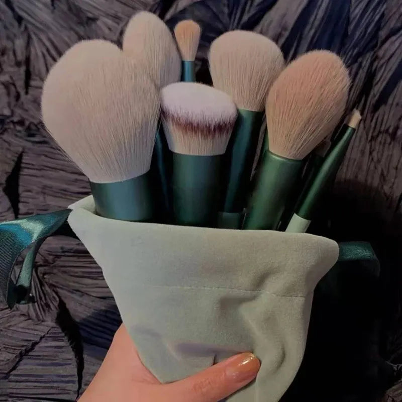 13 Pcs Brush Makeup Kit